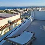 Villa Cheerful 5-bedroom With Unique Rooftop Views Tarifa